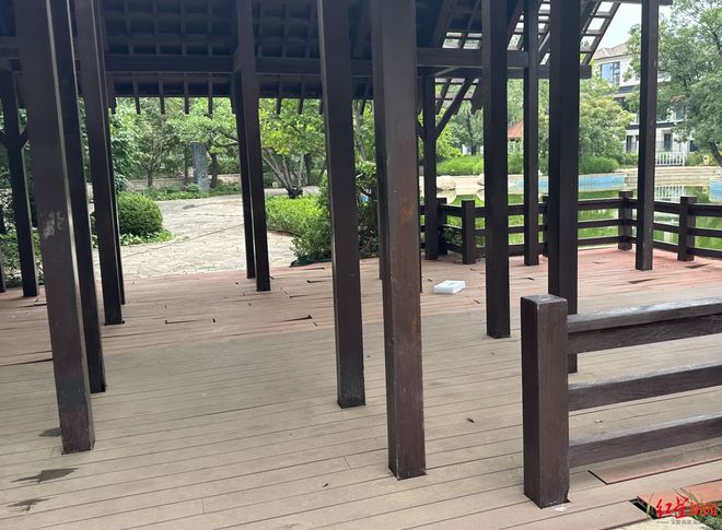 兴不起来？北京一小区的新旧物业“拉锯战”麻将胡了一个门岗两家保安抢着守业主为何高(图4)